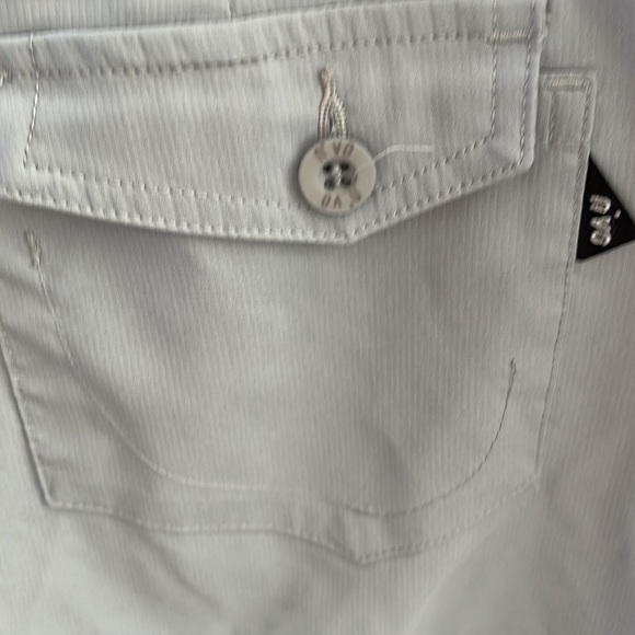 Nivo Women’s gray skort with zipper pockets size 14 preloved - Picture 3 of 9